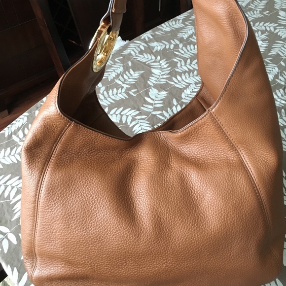 Michael Kors Bags Michael Kors Fulton Slouchy Shoulder Bag Poshmark